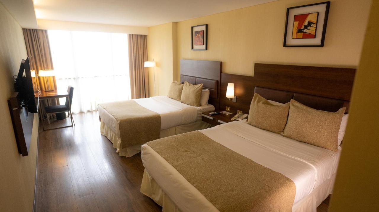 Howard Johnson La Canada Hotel & Suites Córdoba Eksteriør billede