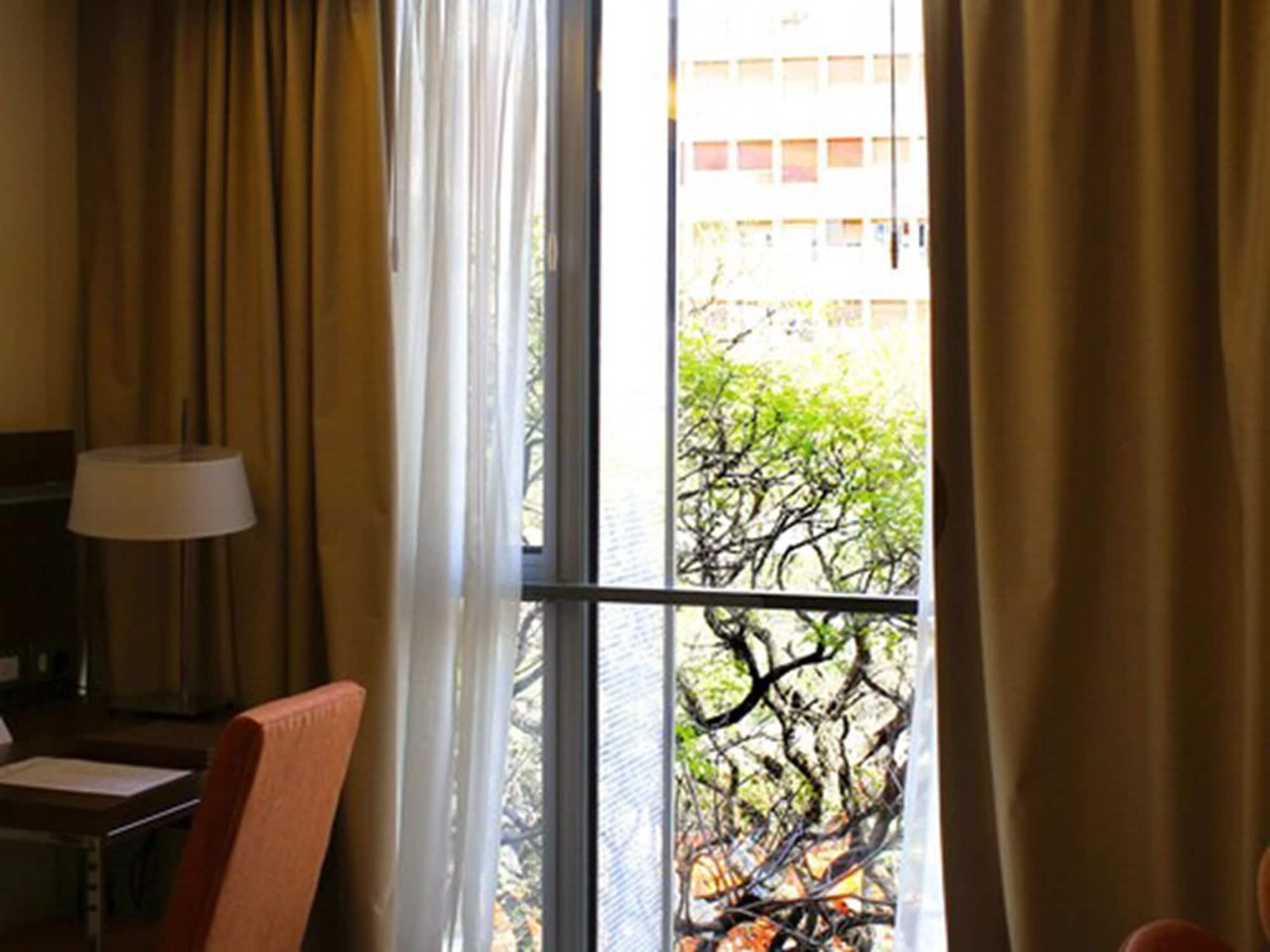 Howard Johnson La Canada Hotel & Suites Córdoba Eksteriør billede