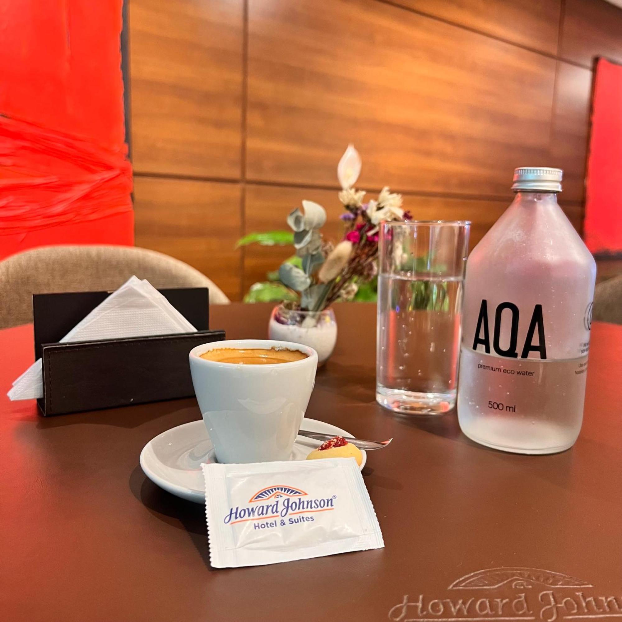 Howard Johnson La Canada Hotel & Suites Córdoba Eksteriør billede